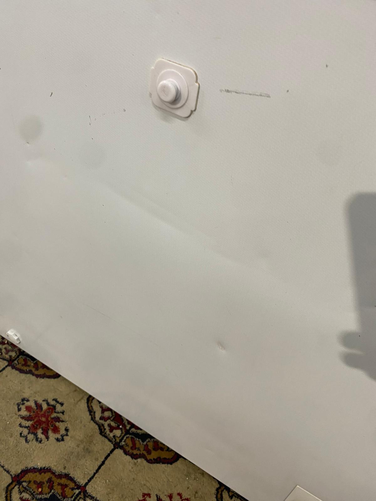 🚚Beautiful Logik Chest Freezer 200L  Frost Free Technology For Sale