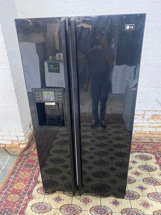 Beautiful Samsung Black Plumb In Ice-maker American Fridge Freezer For Sale