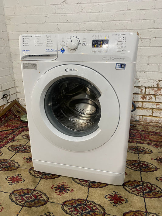 FREE DELIVERY Beautiful Indesit 8KG Washing Machine