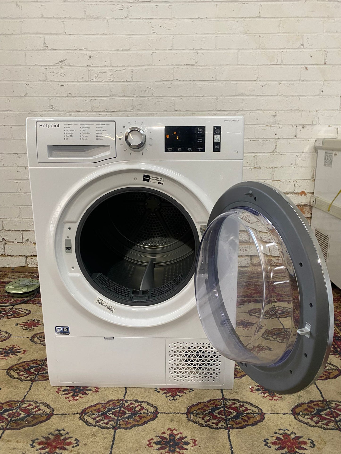 Beautiful HotPoint 8KG Condenser Dryer With HeatPump For Sale
