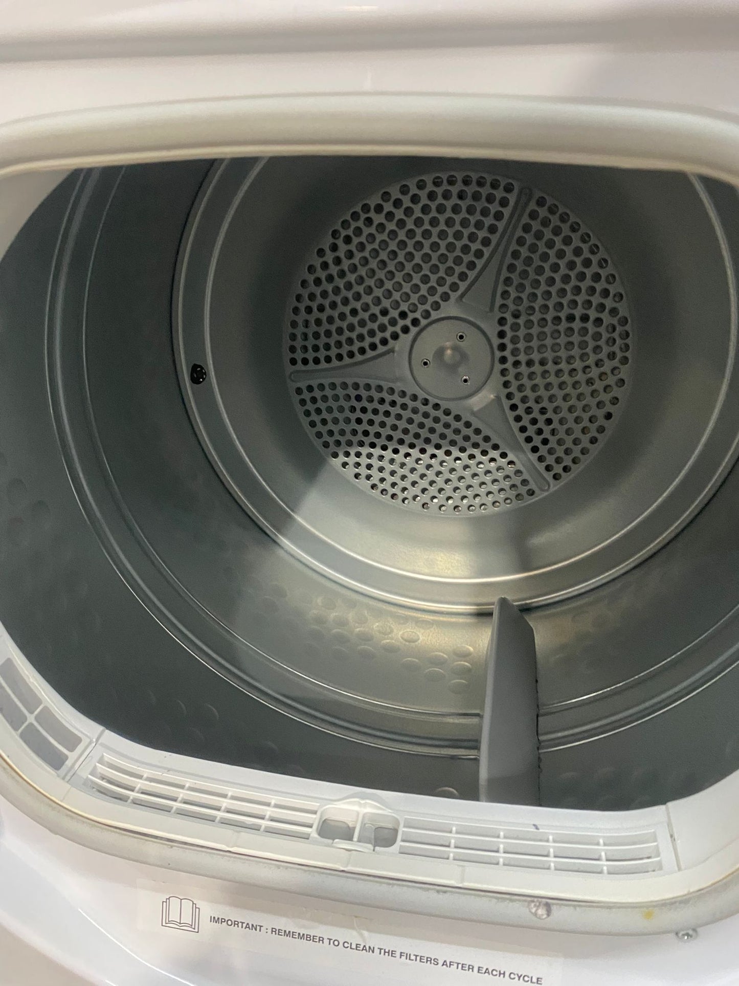 Beautiful Candy 9KG Condenser Dryer With HeatPump For Sale