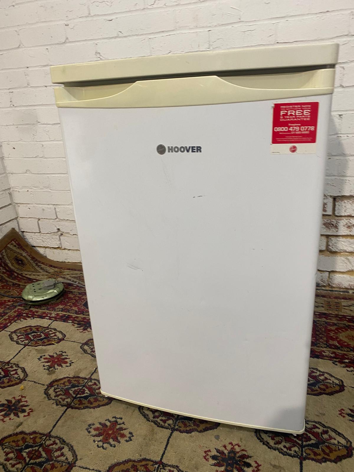 🚚Hoover Under-counter Fridge Only For Sale