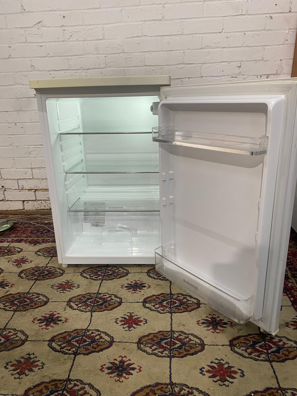 🚚Hoover Under-counter Fridge Only For Sale