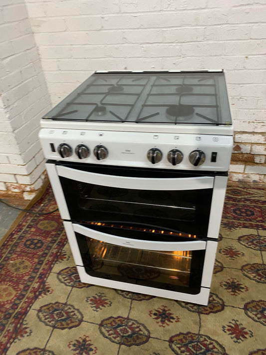 FREE DELIVERY Beautiful 60CM New-World Gas Cooker With Oven/Grill For Sale