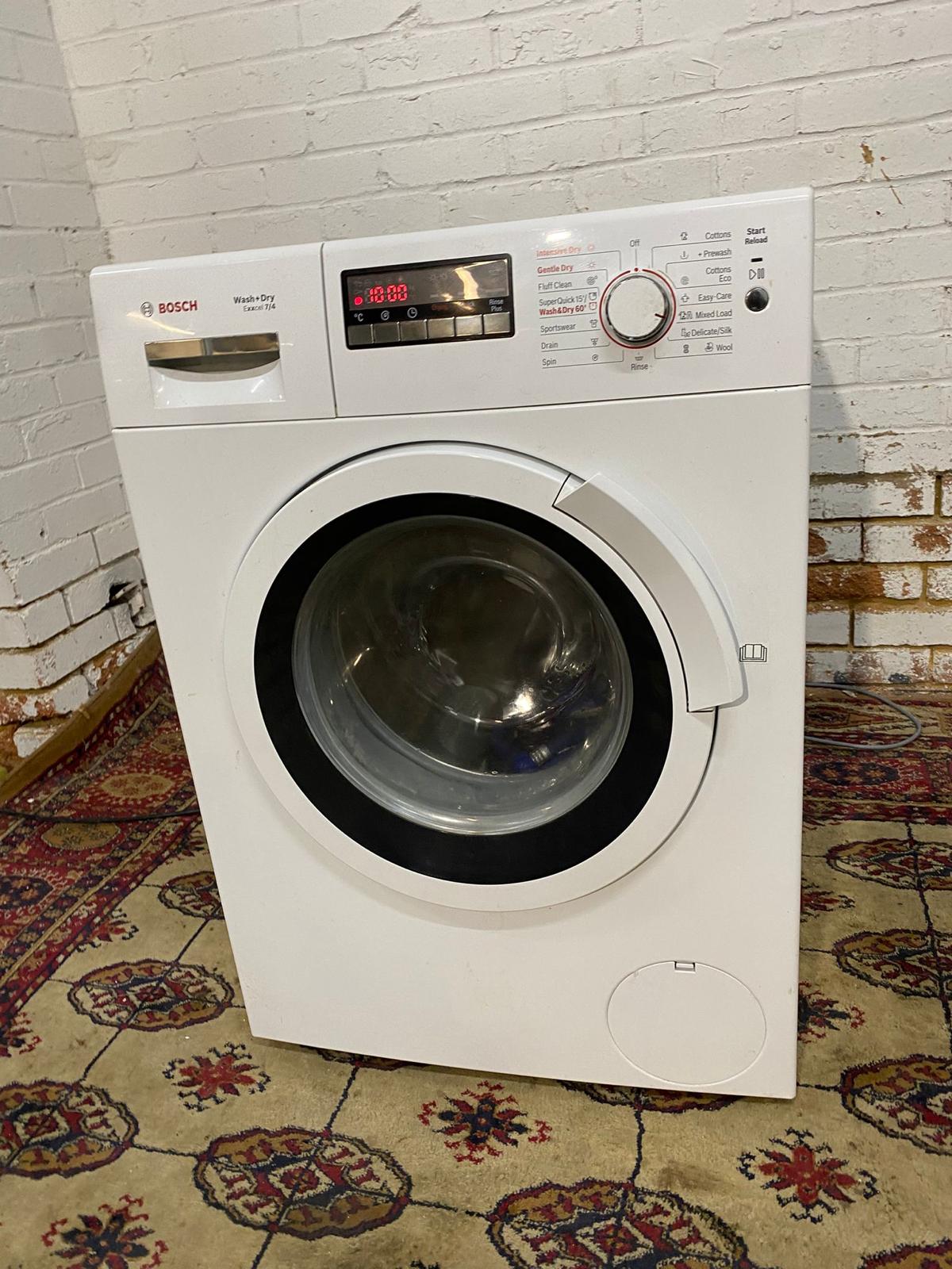 FREE DELIVERY Beautiful Bosch 7+5 KG Washer Dryer For Sale