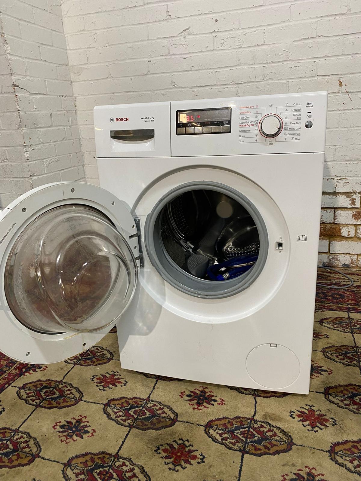 FREE DELIVERY Beautiful Bosch 7+5 KG Washer Dryer For Sale