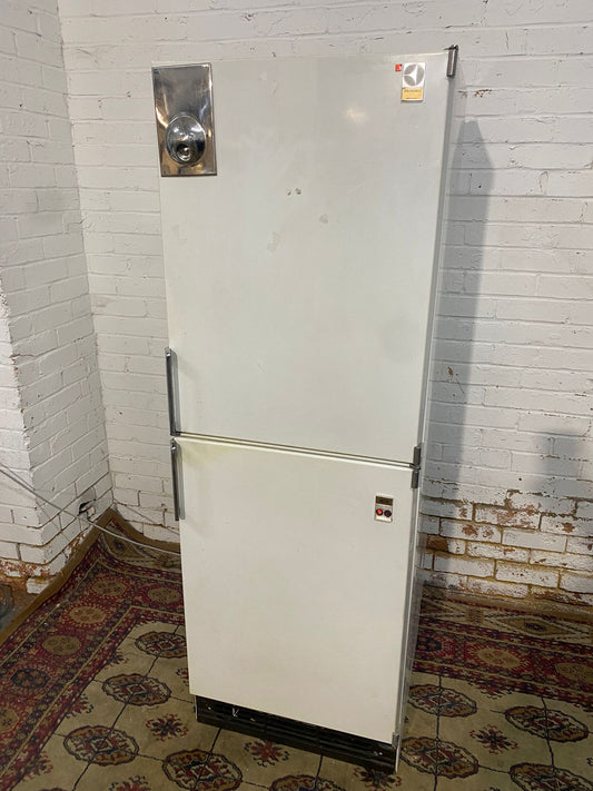 🚚FREE DELIVERY Electrolux Double Compressor Fridge Freezer For Sale
