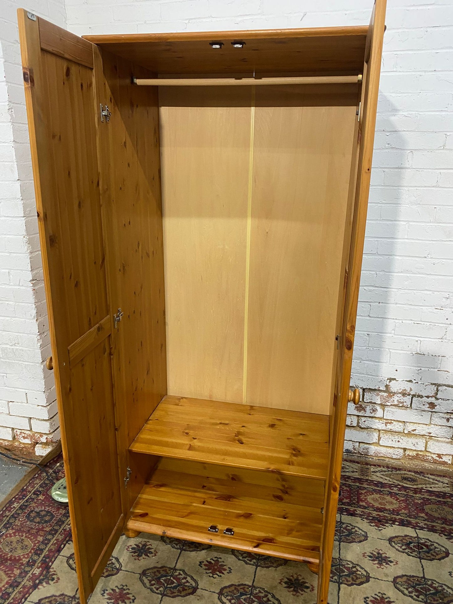 🚚FREE DELIVERY Beautiful Pine Two Door Assemble Wardrobe For Sale