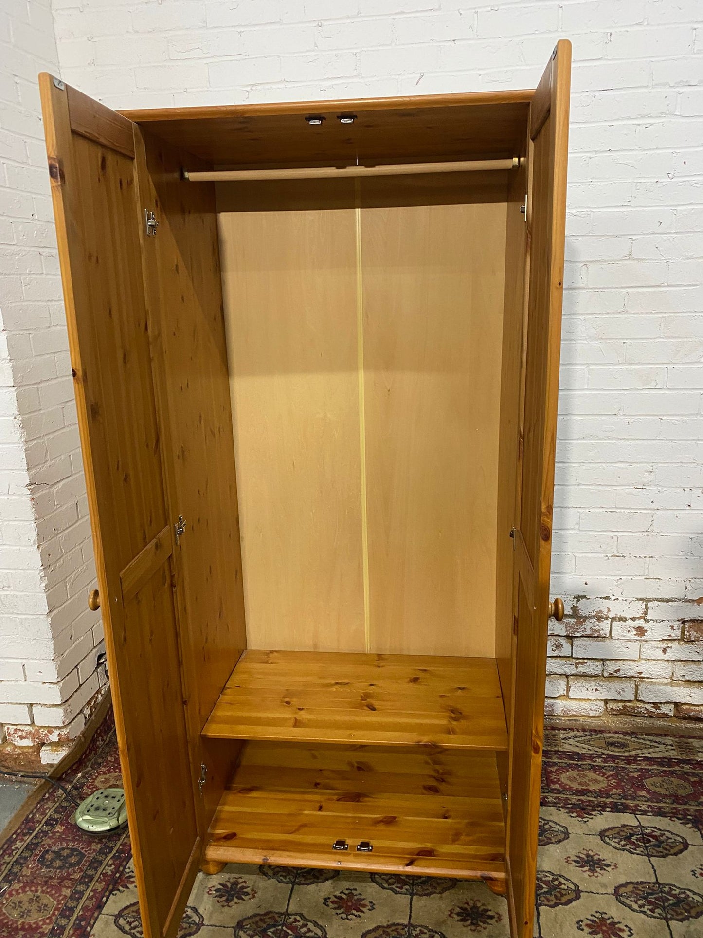 🚚FREE DELIVERY Beautiful Pine Two Door Assemble Wardrobe For Sale