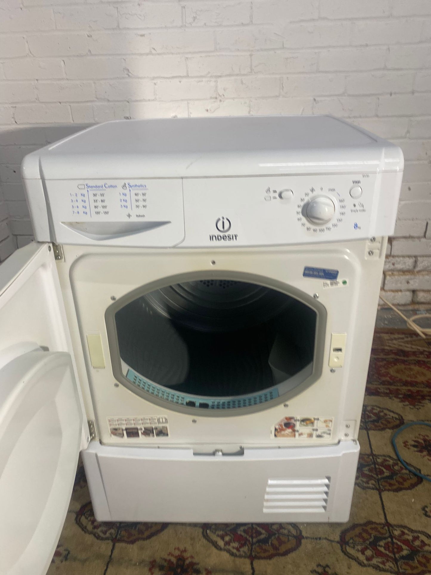FREE DELIVERY Beautiful Indesit 8KG Condenser With Heat Pump Dryer For Sale