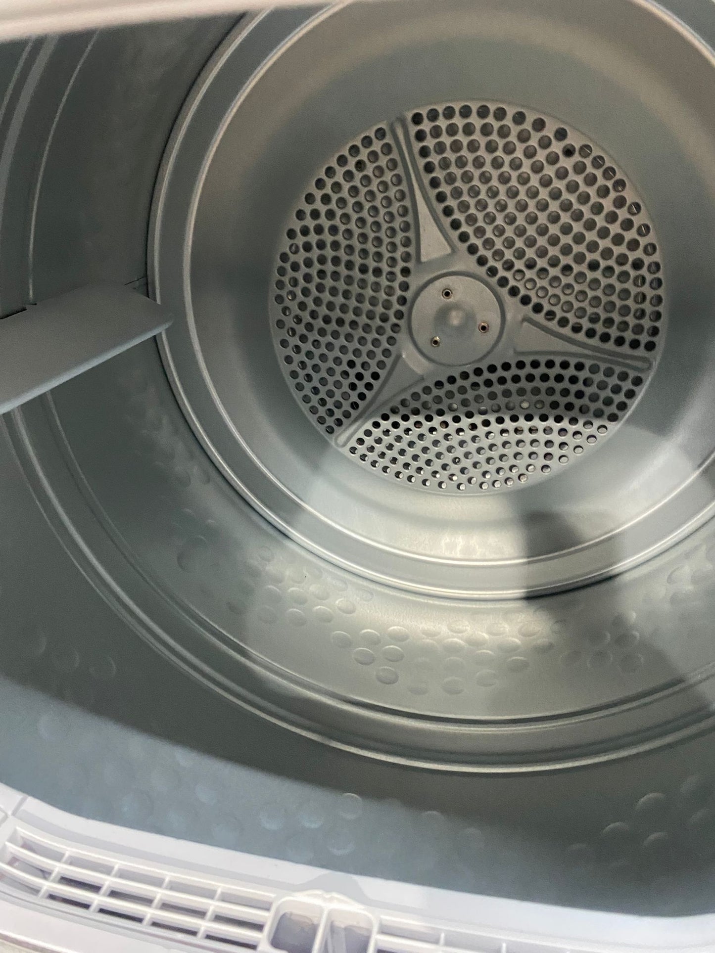 FREE DELIVERY  Hoover 8kg Condenser Dryer for sale