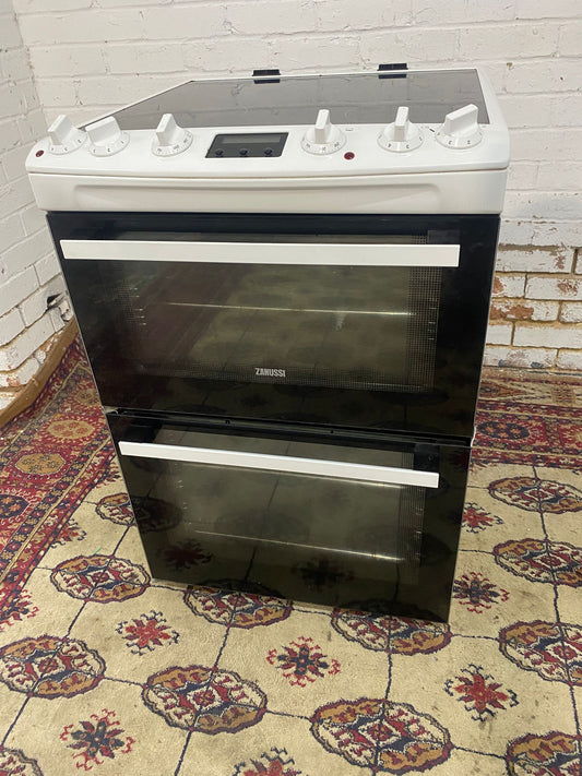 🚐Zanussi White 60 CM Electric Cooker With Oven/Grill Comes With Hard Wire for sale