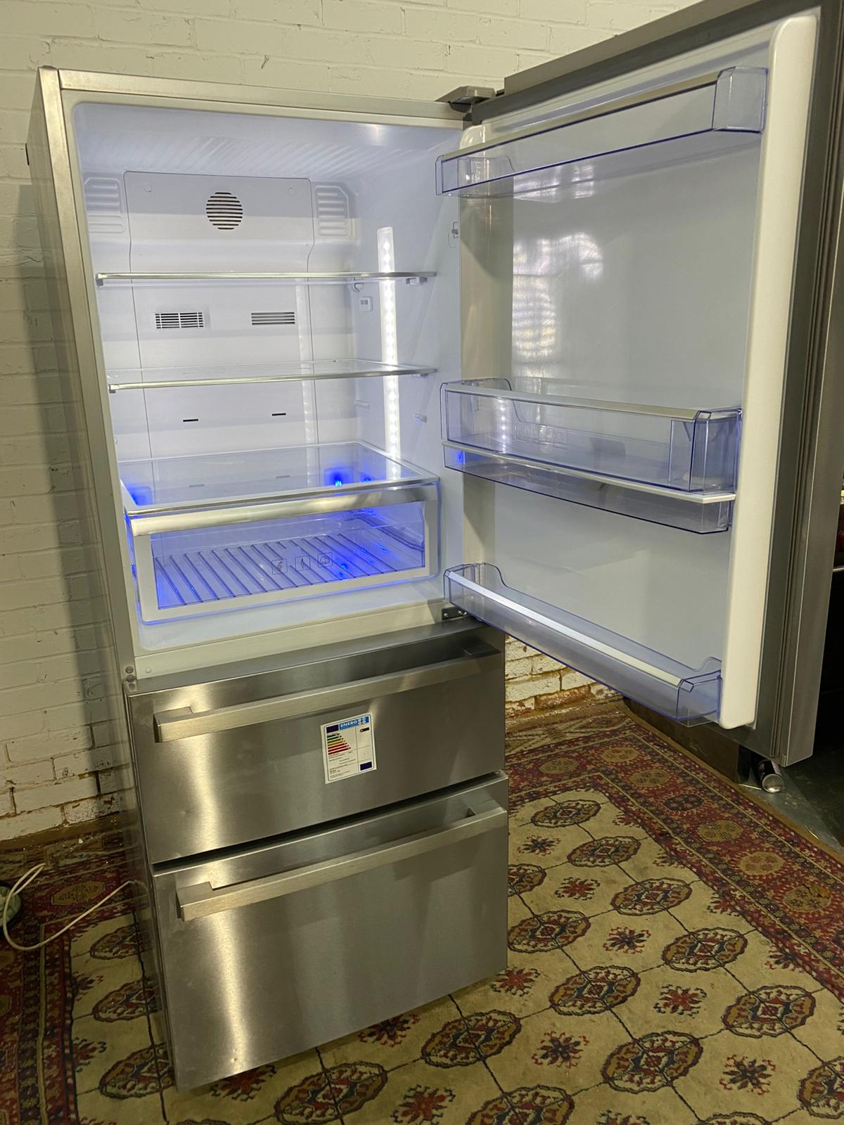 🚚FREE DELIVERY Beautiful Beko 75CM Wide Stainless Steel Water Dispenser 3Doors Fridge Freezer For Sale