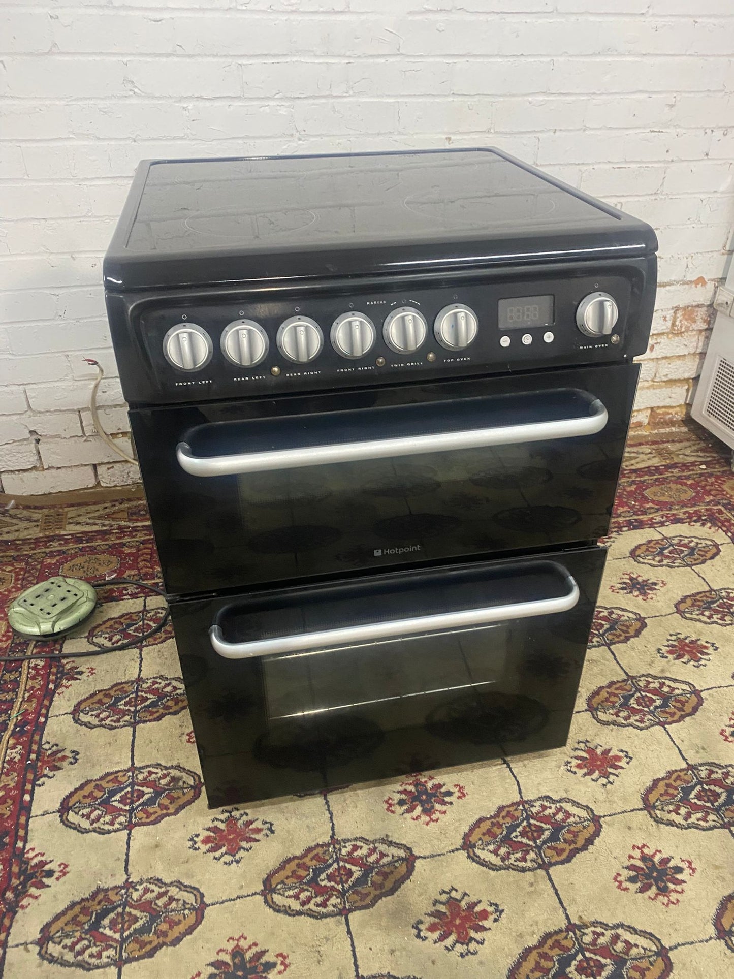 TopBrand Hotpoint 60CM  Black Electric Ceramic Cooker With Dual Oven/Grill for sale