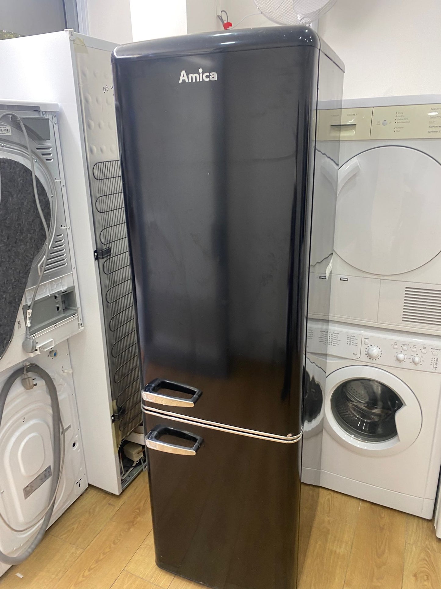 🚚Beautiful Amica Black Retro Style Fridge Freezer For Sale