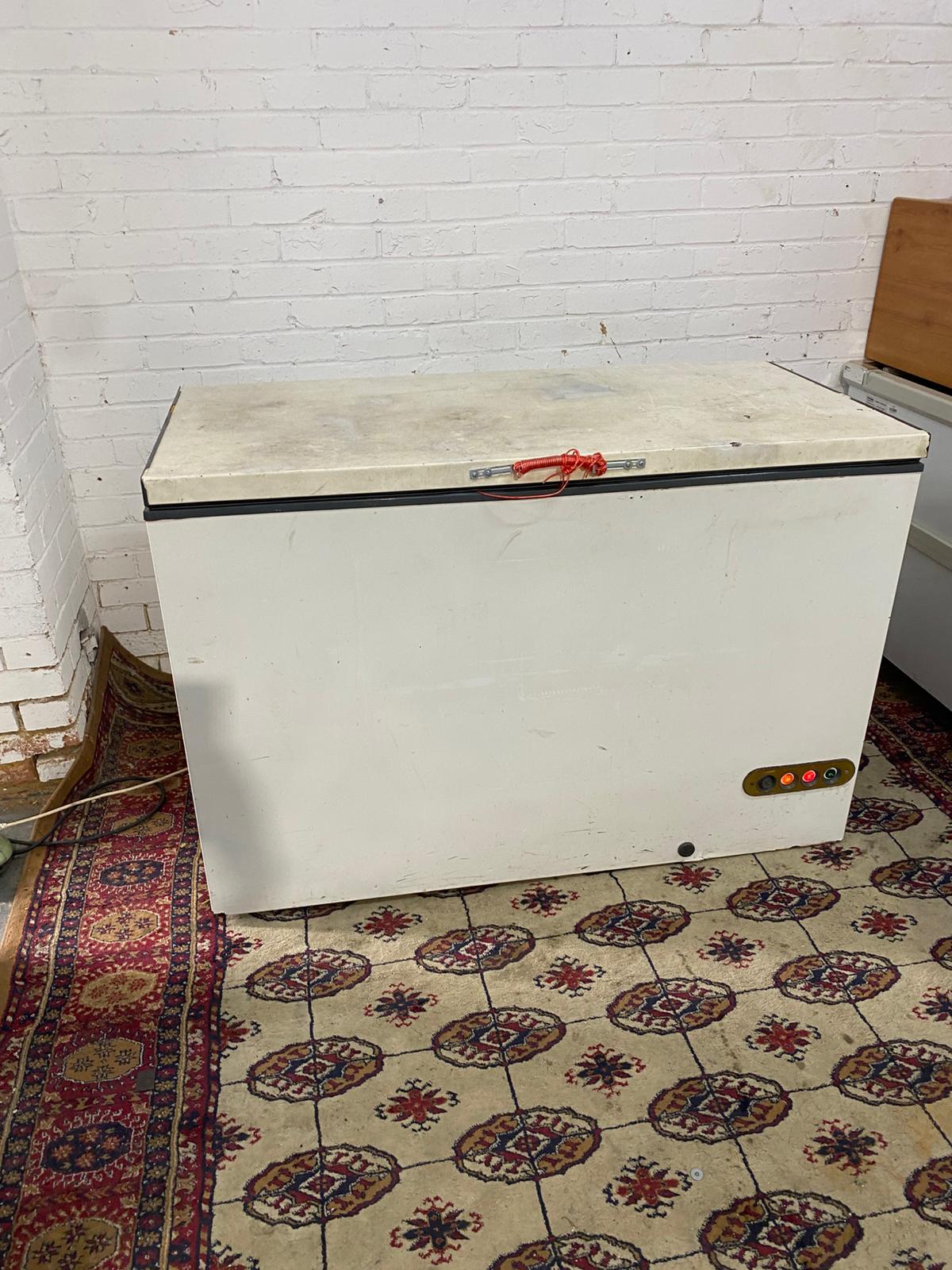 🚚350 Litre Chest Freezer For Sale