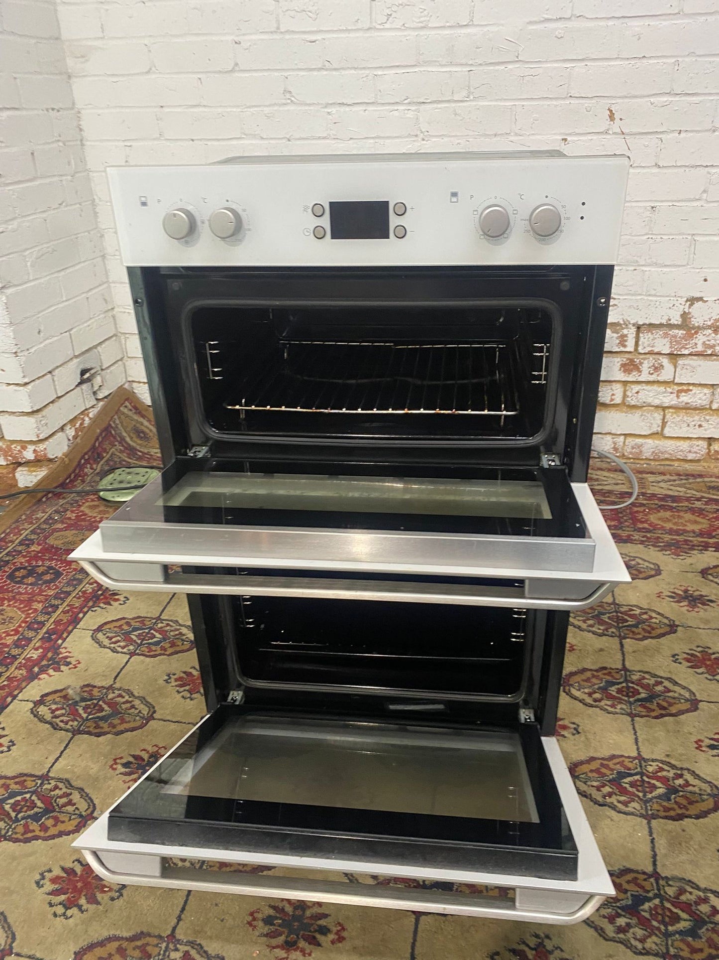 FREE DELIVERY Beautiful Glass Beko Integrated Double Oven/Grill For Sale