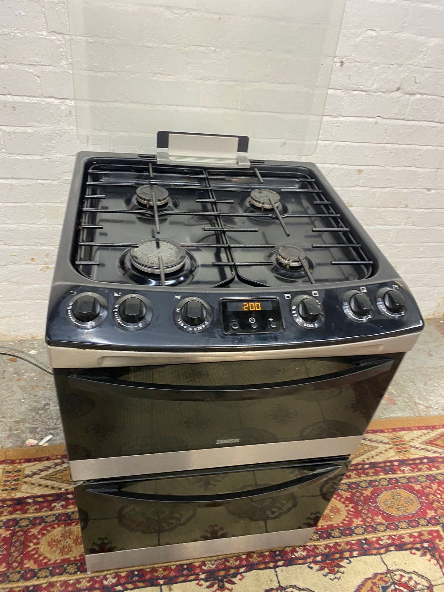 FREE DELIVERY Beautiful Black Zanussi 60CM Gas Cooker With Dual Oven/Grill For Sale
