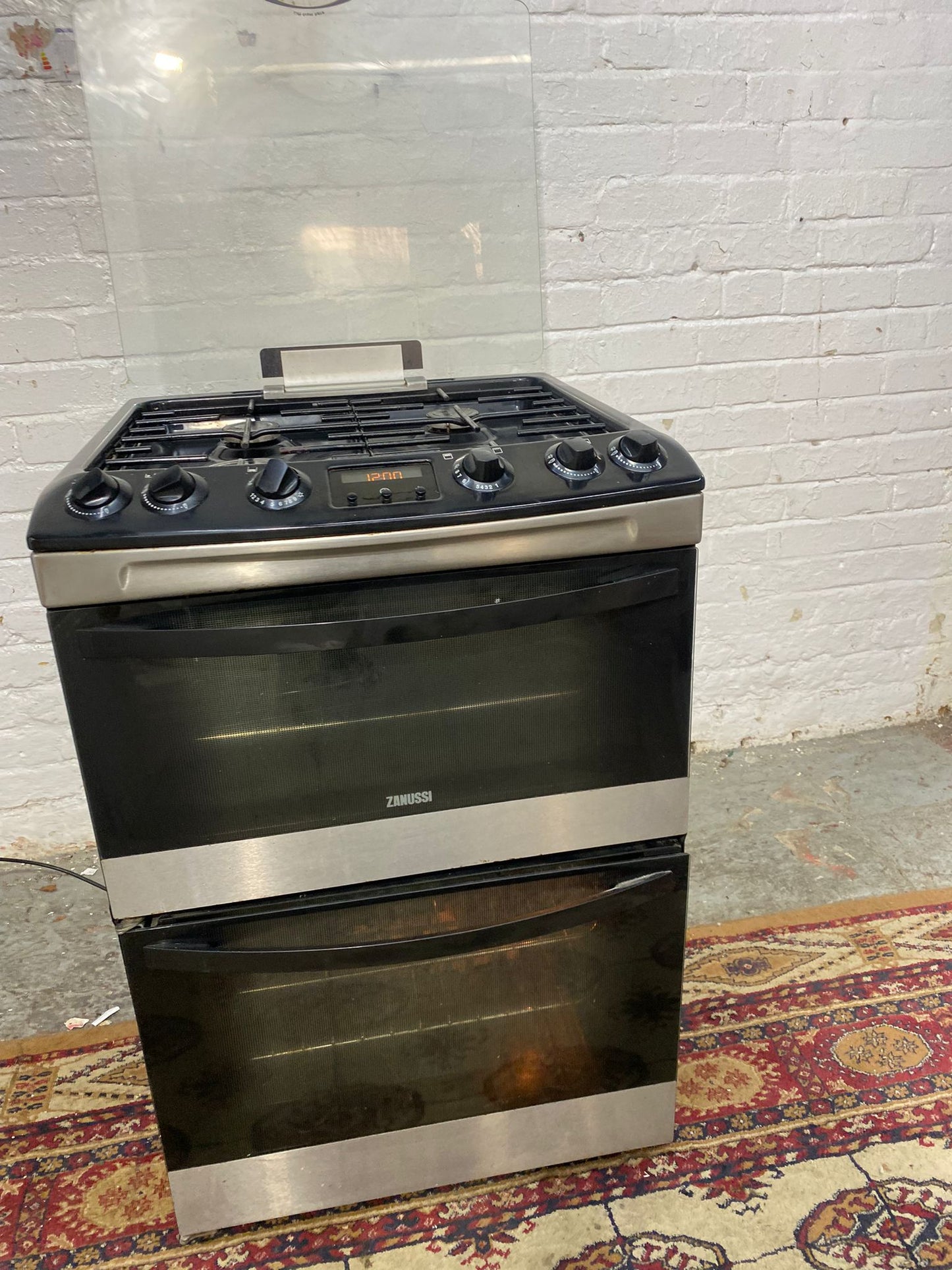 FREE DELIVERY Beautiful Black Zanussi 60CM Gas Cooker With Dual Oven/Grill For Sale