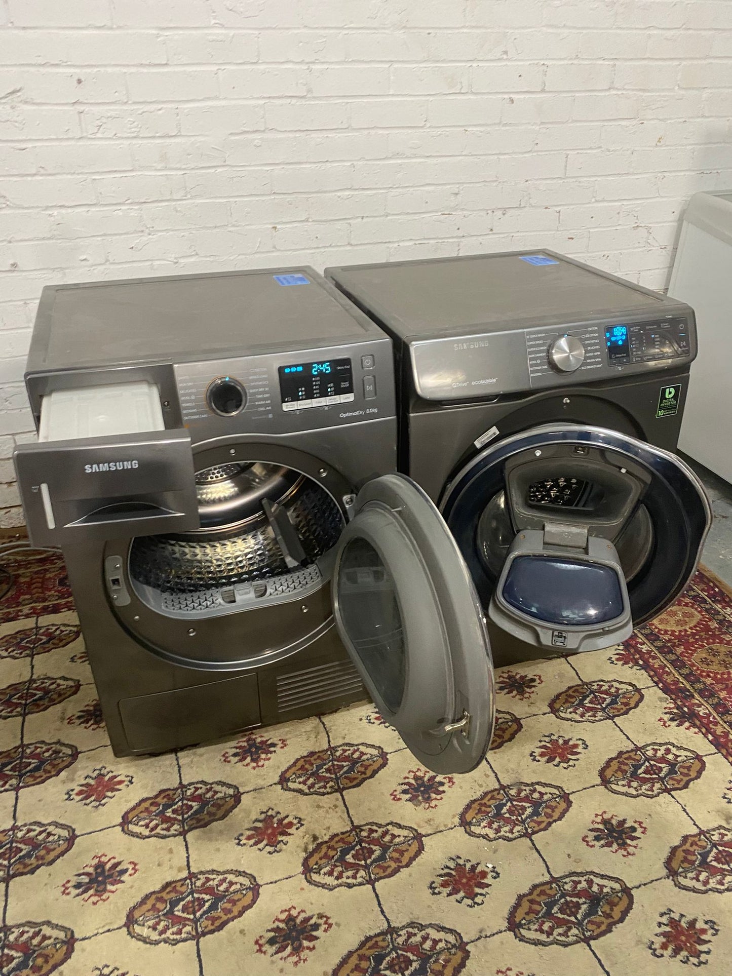 Washer & Condenser Dryer Pair
