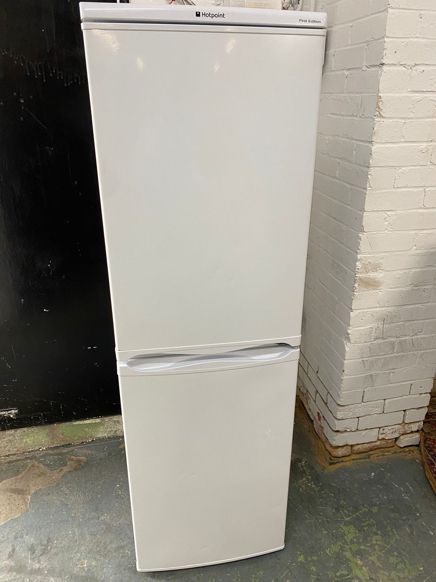 🚚Tall HotPoint Fridge Freezer Frost Free Fridge Freezer For Sale