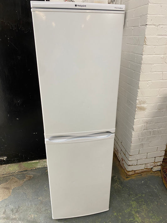 🚚Tall HotPoint Fridge Freezer Frost Free Fridge Freezer For Sale