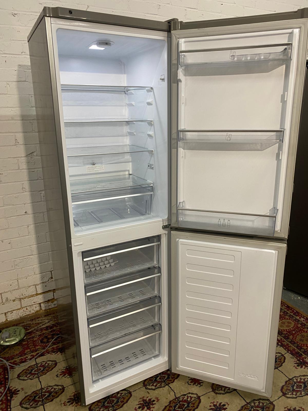 🚚180CM Tall Grundin Metallic Grey/Silver Frost Free 50/50 Fridge Freezer For Sale