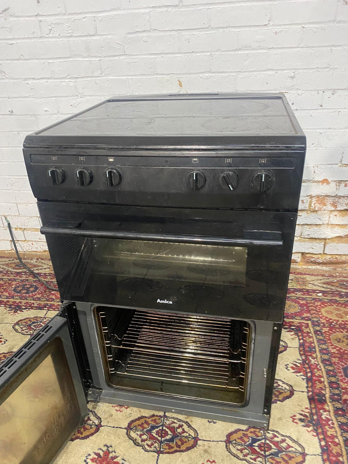 Beautiful 60CM Amica Black Electric Cooker With Dual Grill/Oven For Sale