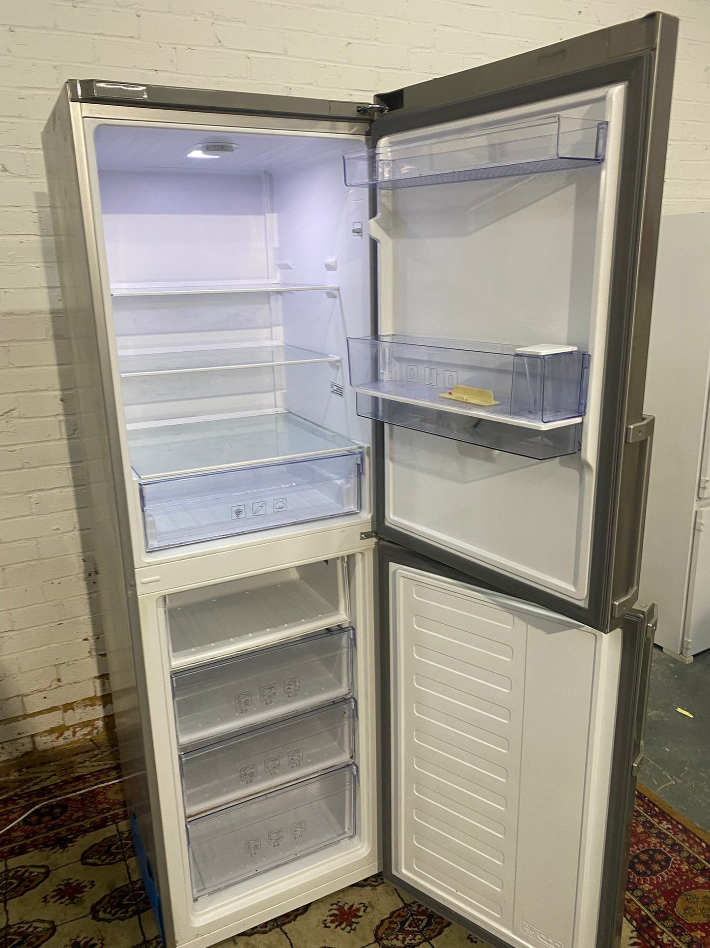 🚚Tall Beko Stainless Steel Fridge Freezer With Water Dispenser Frost Free Fridge Freezer For Sale