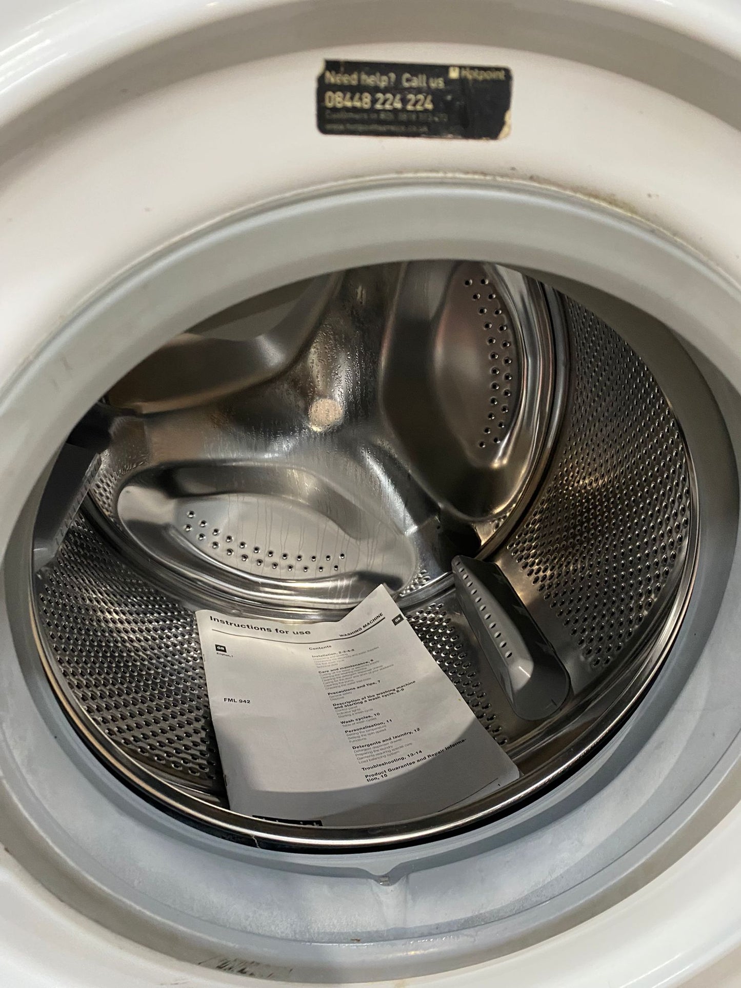 FREE DELIVERY Beautiful 9Kg HotPoint Large Drum In White Washing Machine For Sale