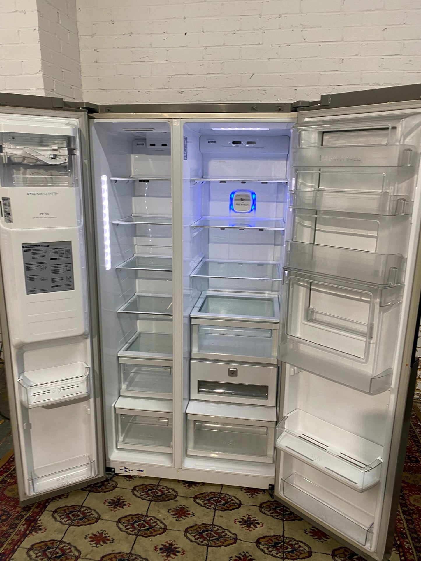 🚚LG Triple Door 90CM Wide Frost Free Plumb In American Fridge Freezer For Sale