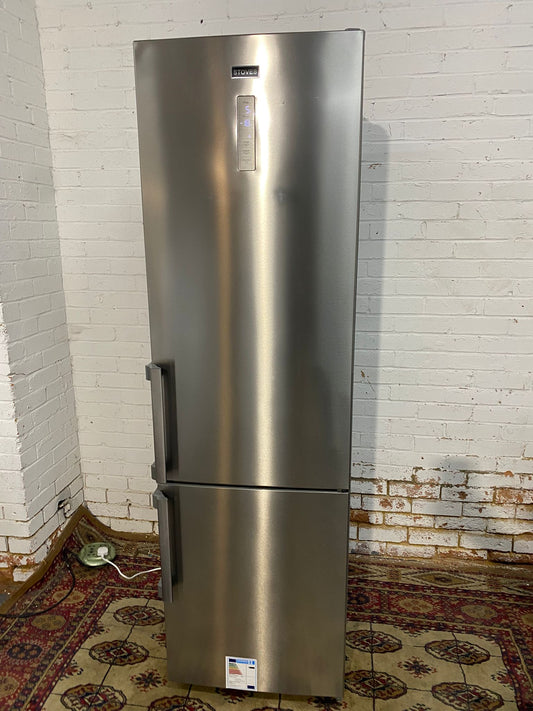 FREE DELIVERY Beautiful 2M Tall Stoves Stainless Steel Fridge Freezer For Sale