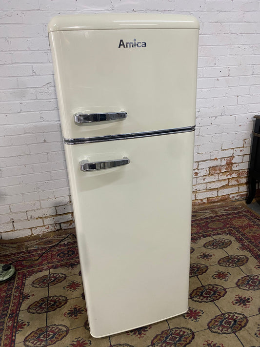 FREE DELIVERY Beautiful Amica Retro Fridge Freezer For Sale