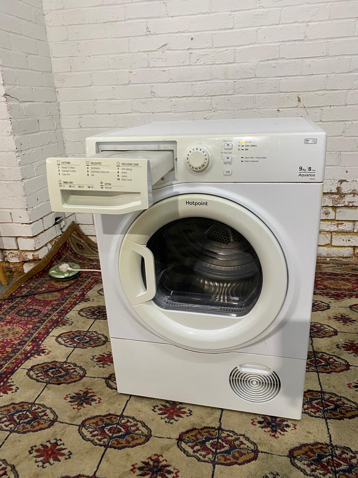 Beautiful HotPoint 9KG Glass Door Condenser Dryer With HeatPump For Sale
