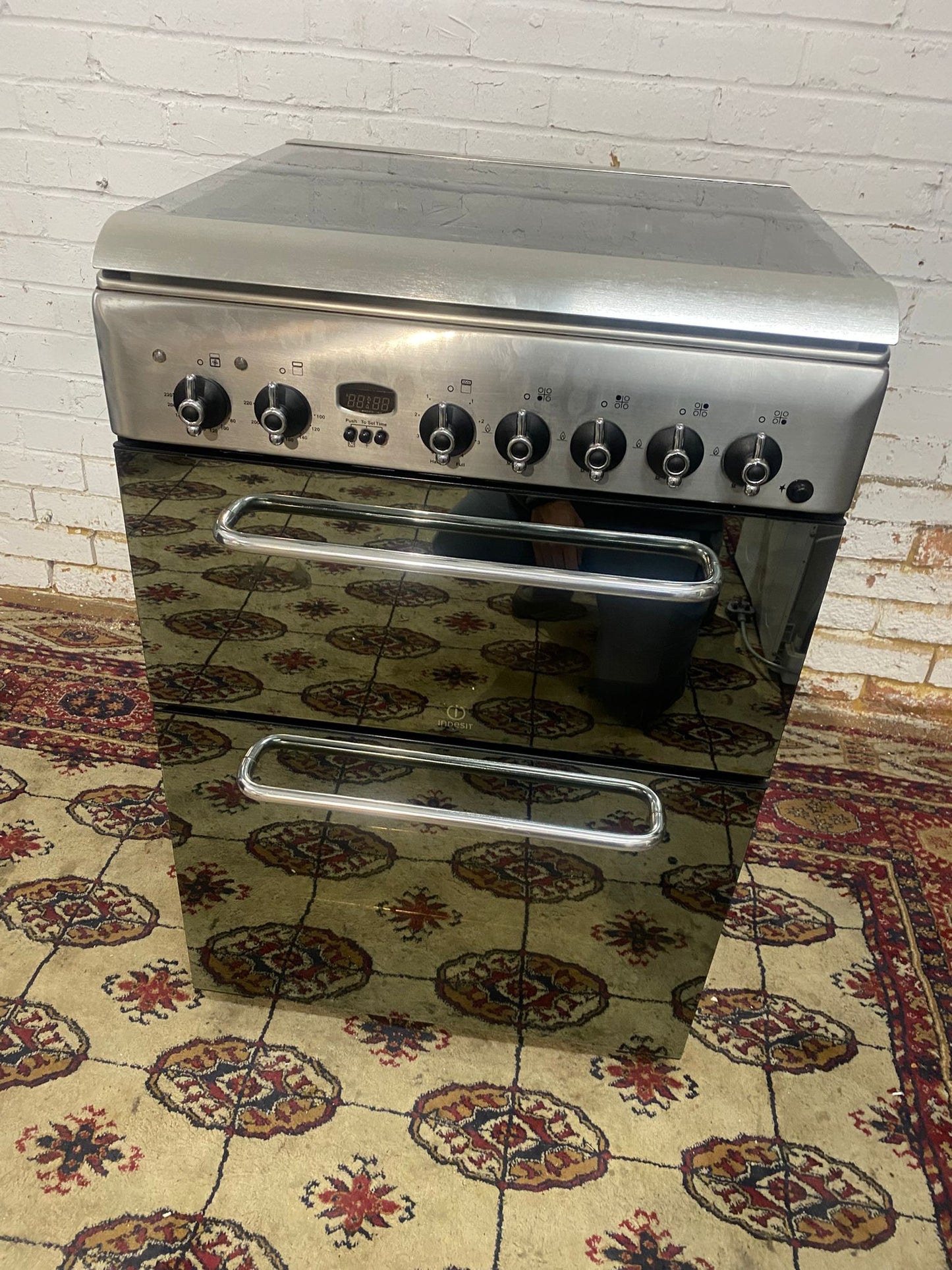 🚚Beautiful Indesit Classic Model 60CM Stainless Steel Gas Cooker With Oven/Grill For Sale