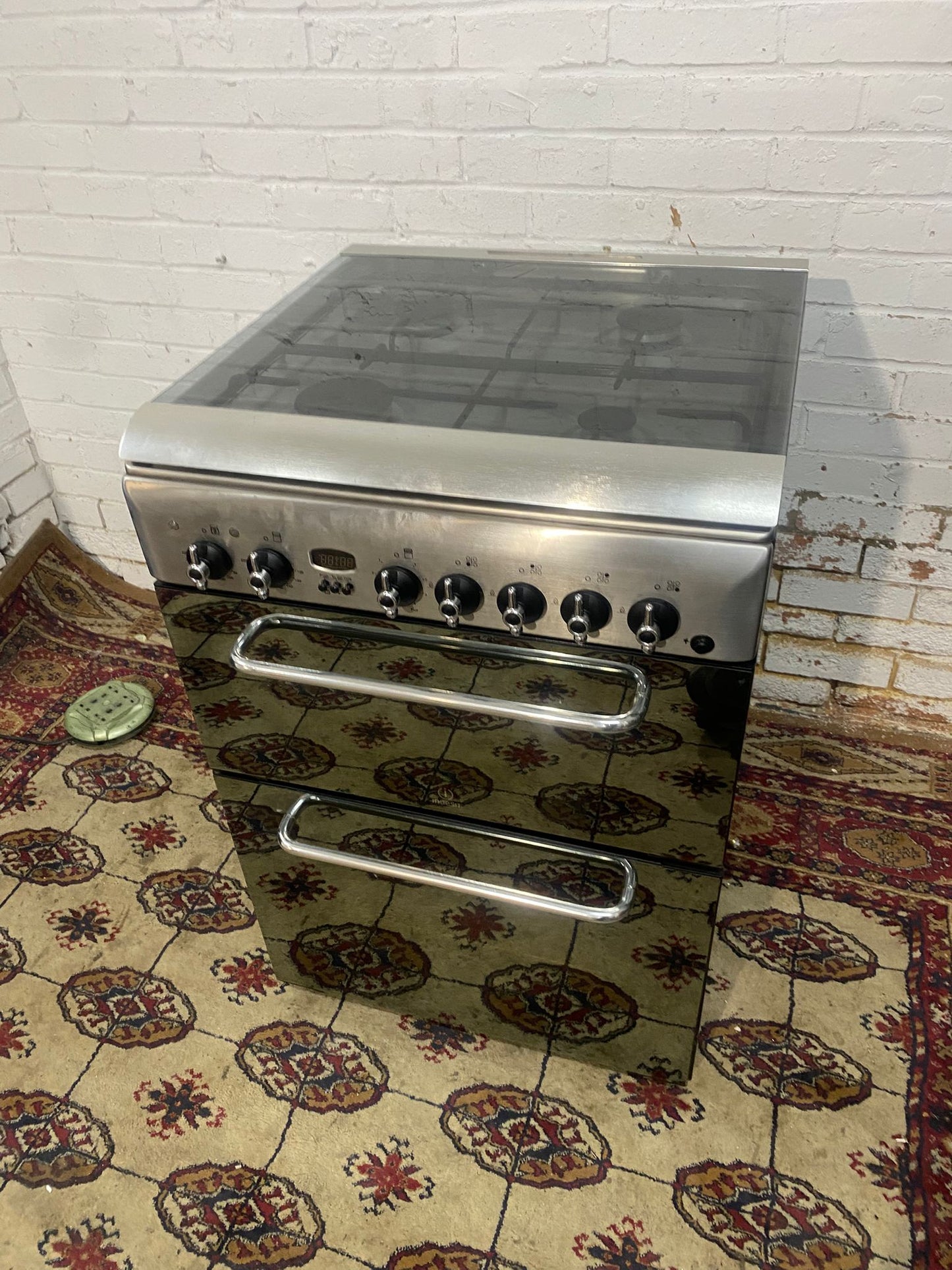 🚚Beautiful Indesit Classic Model 60CM Stainless Steel Gas Cooker With Oven/Grill For Sale
