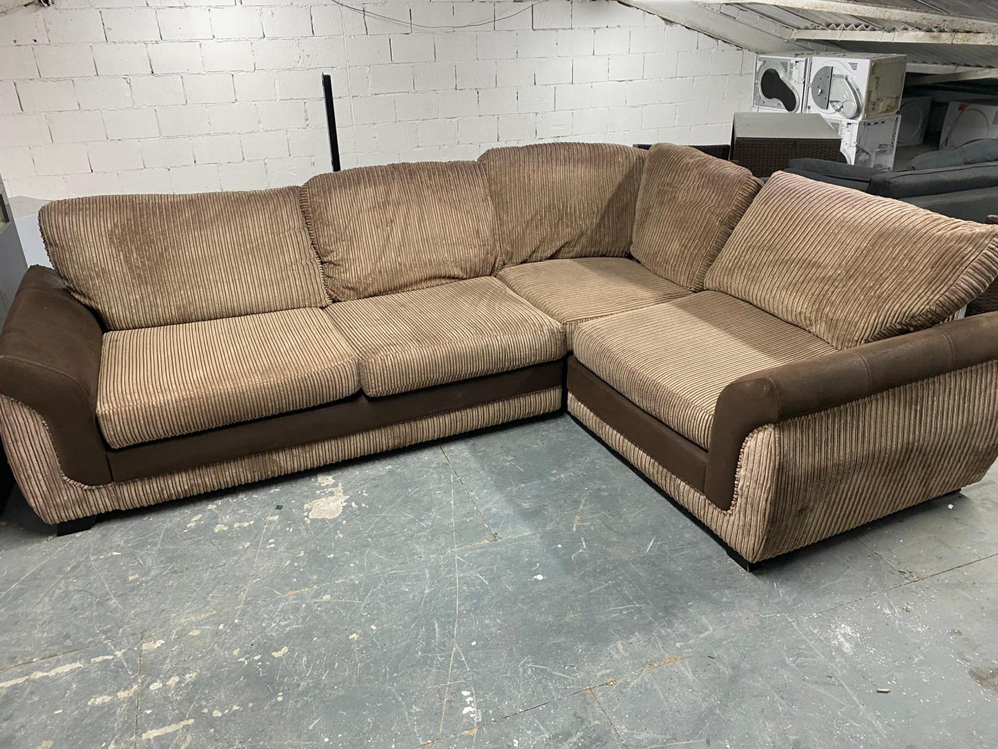 🚚DFS Corner Sofa For Sale