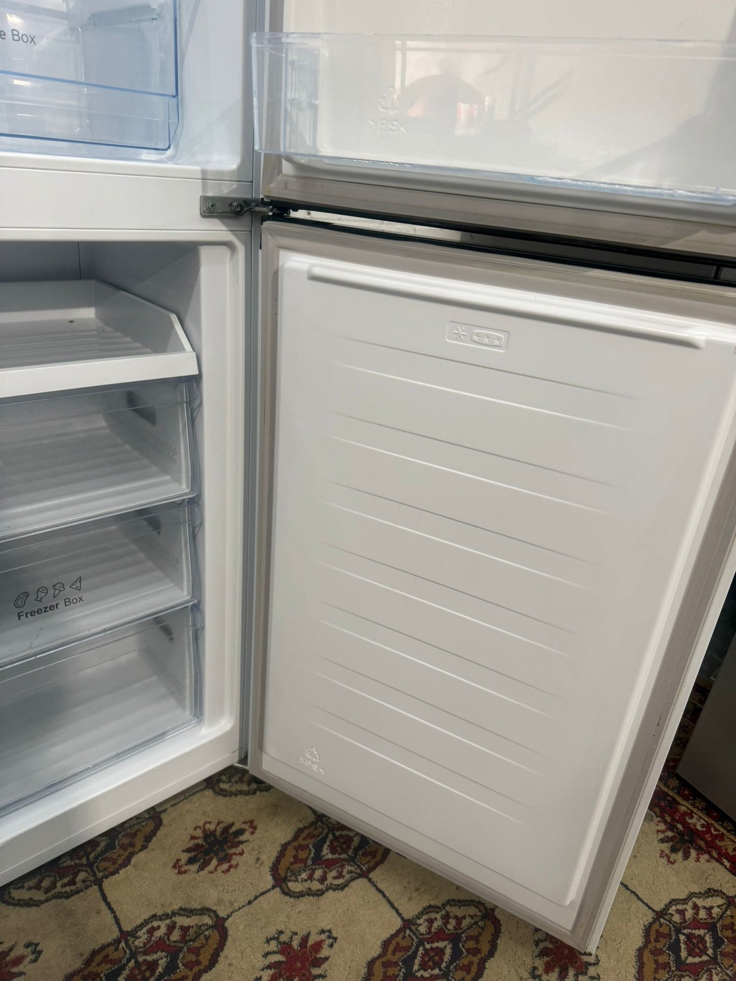 🚚Tall Hisense Fridge Freezer With Water Dispenser Frost Free Fridge Freezer For Sale