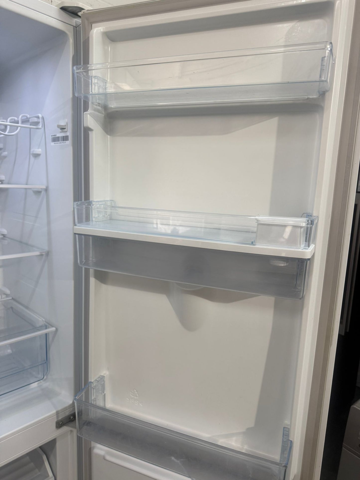 🚚Tall Hisense Fridge Freezer With Water Dispenser Frost Free Fridge Freezer For Sale