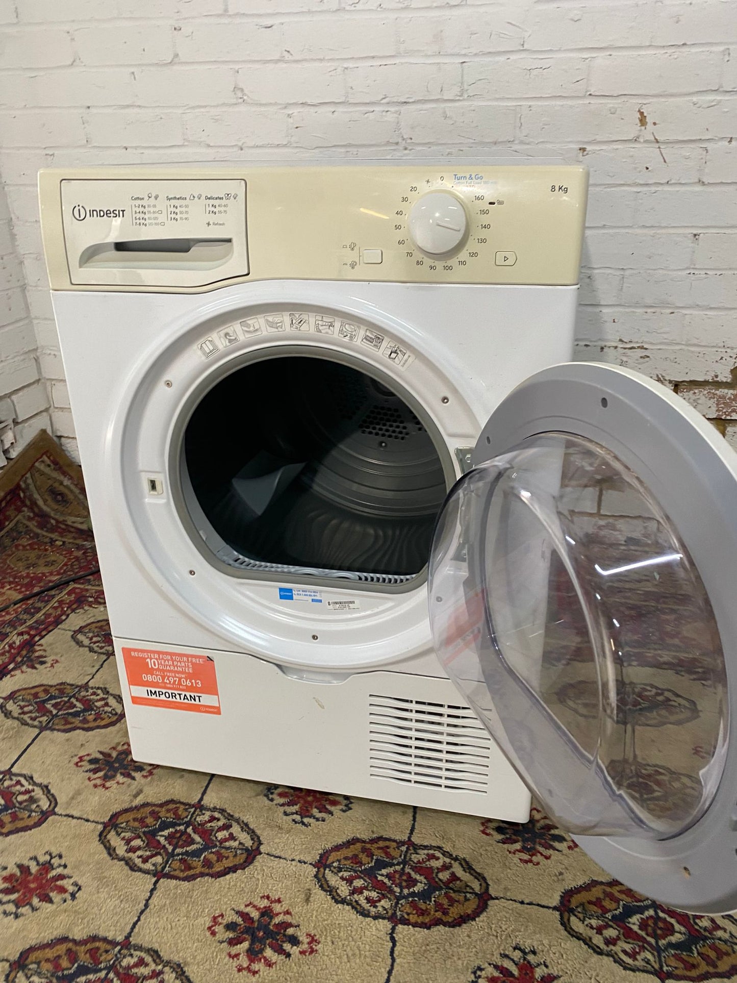Beautiful Indesit 8KG Glass Door Condenser Dryer With HeatPump For Sale