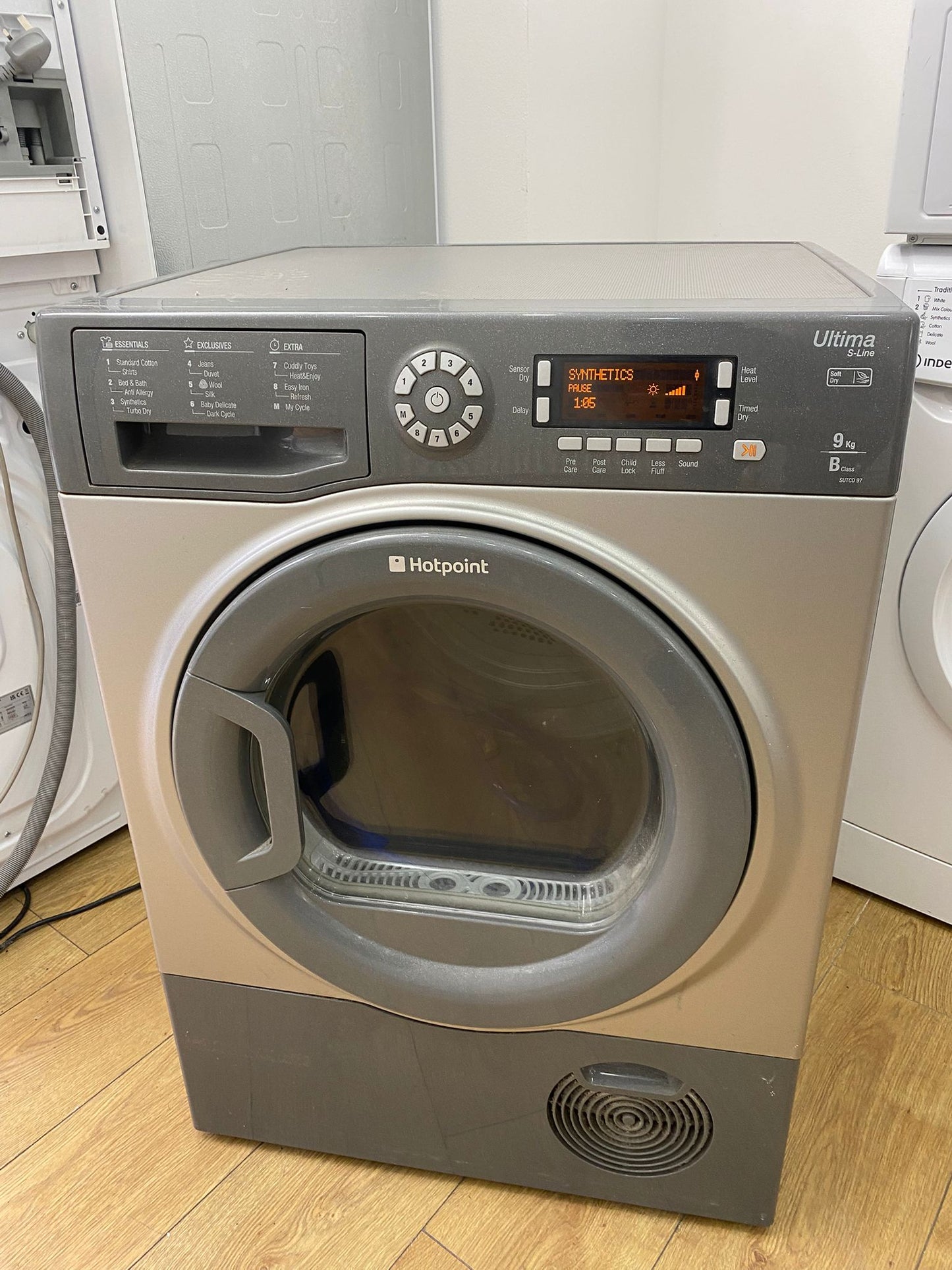 Beautiful HotPoint 9KG Condenser Dryer With HeatPump For Sale