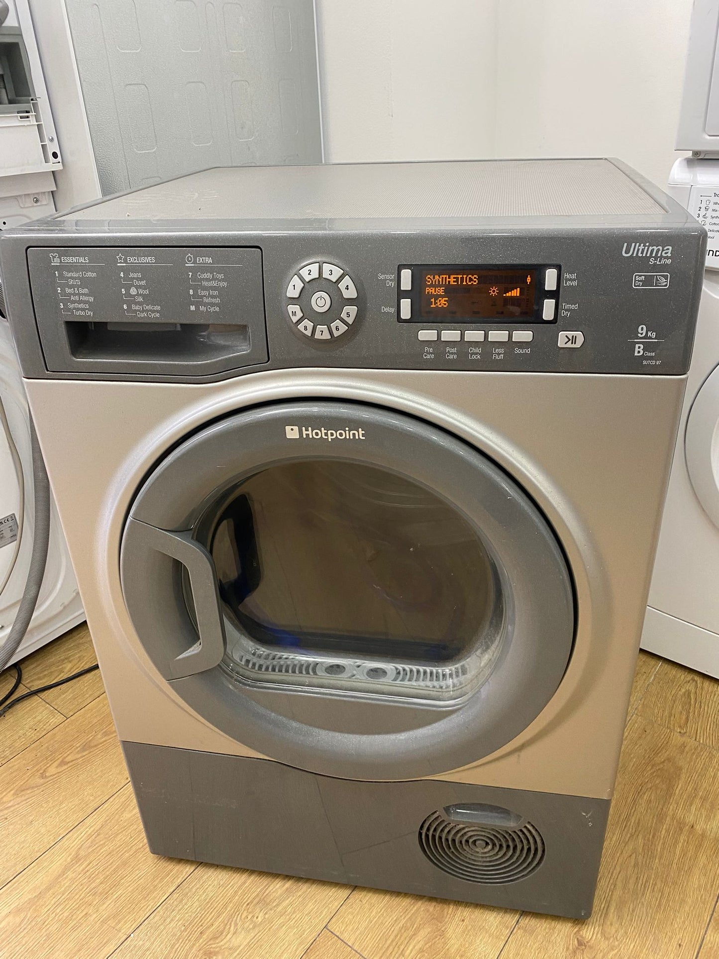 Beautiful HotPoint 9KG Condenser Dryer With HeatPump For Sale