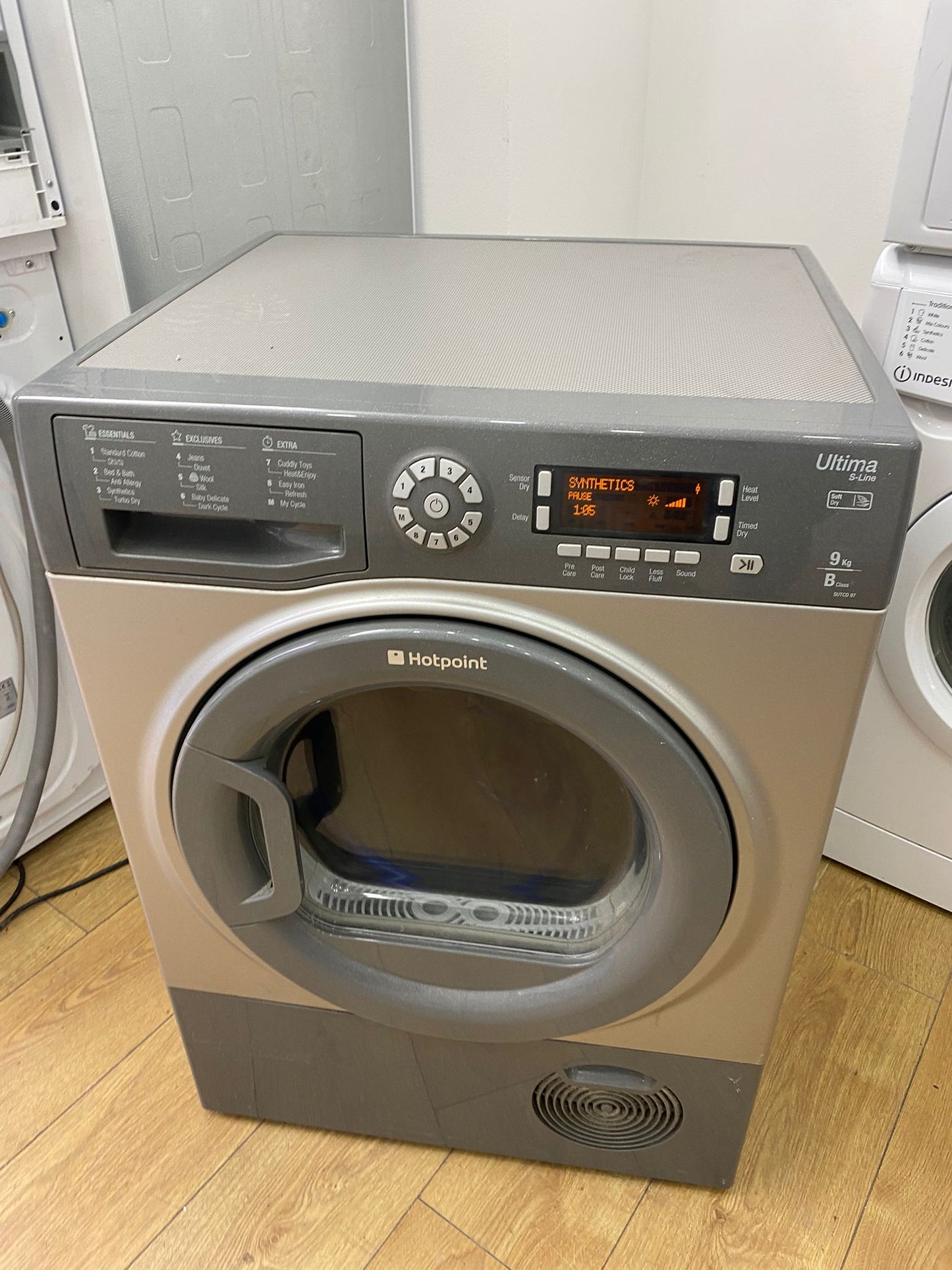 Beautiful HotPoint 9KG Condenser Dryer With HeatPump For Sale