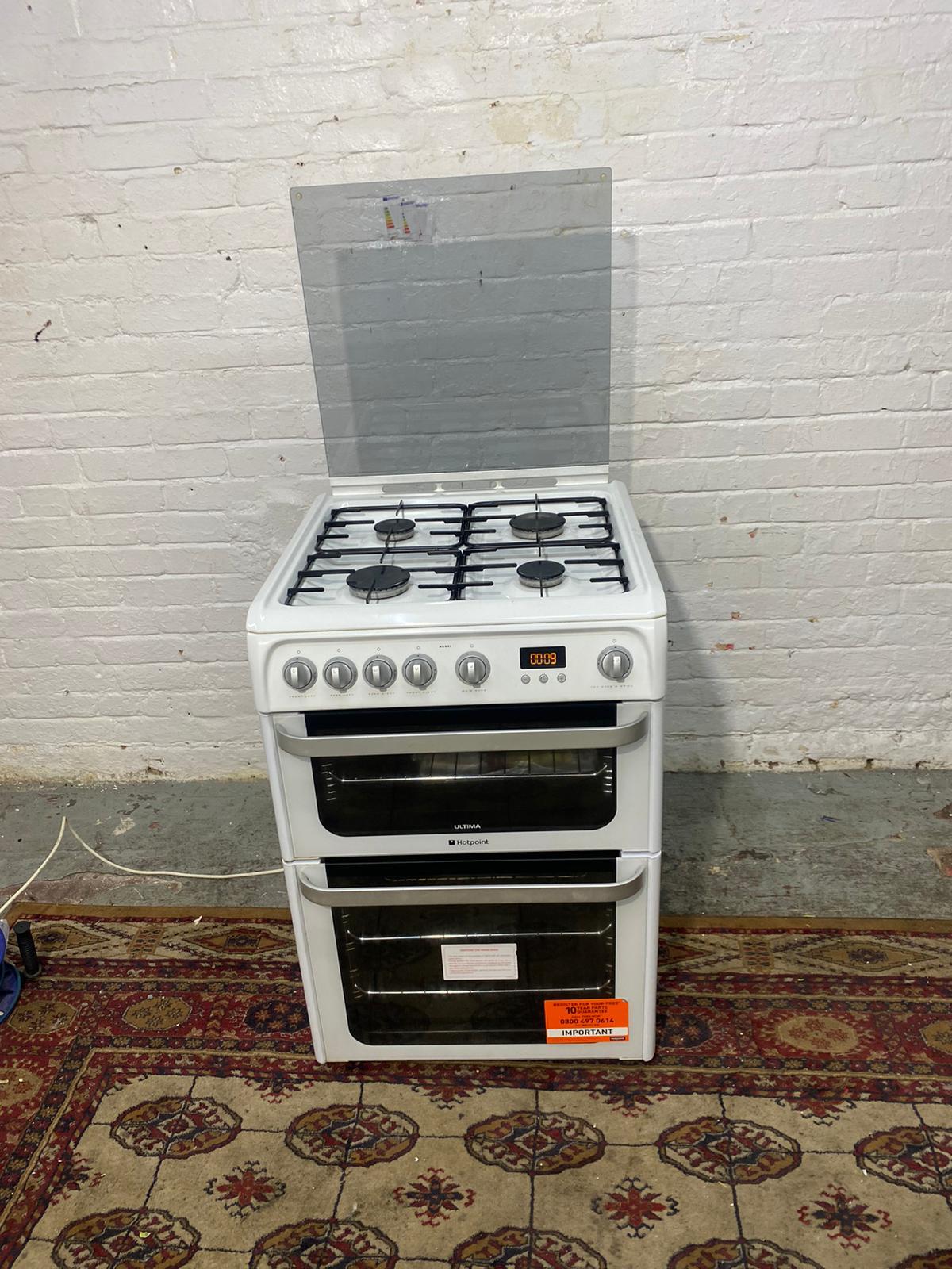 🚚Beautiful HotPoint 60CM White Gas Cooker Oven/Grill For Sale