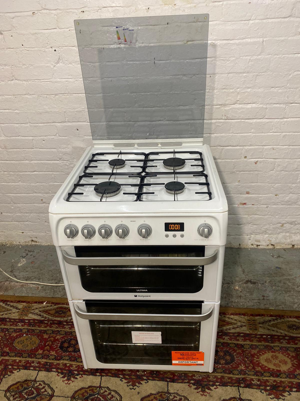 🚚Beautiful HotPoint 60CM White Gas Cooker Oven/Grill For Sale