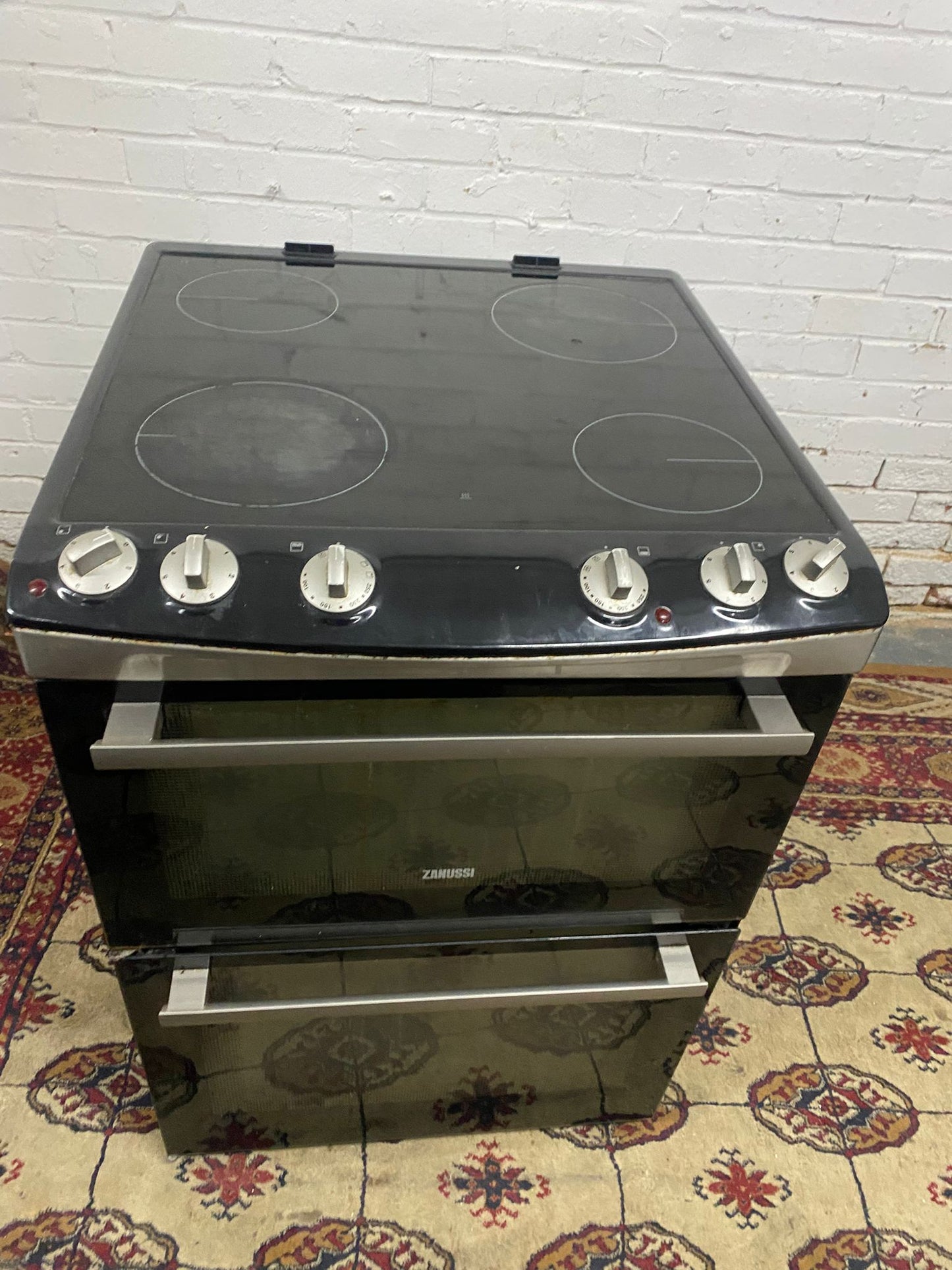Zanussi Black 60CM Electric Ceramic Cooker with Dual Oven & Grill Excellent Condition