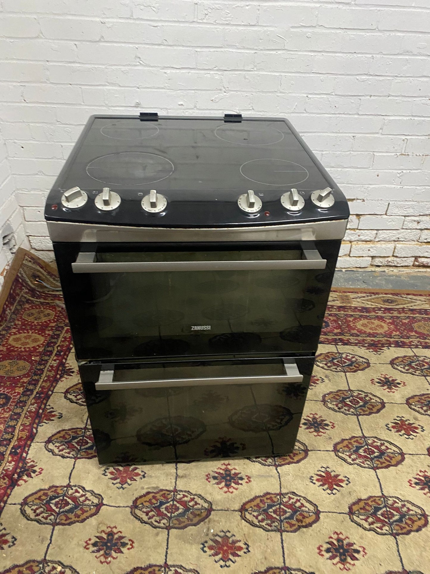 Zanussi Black 60CM Electric Ceramic Cooker with Dual Oven & Grill Excellent Condition