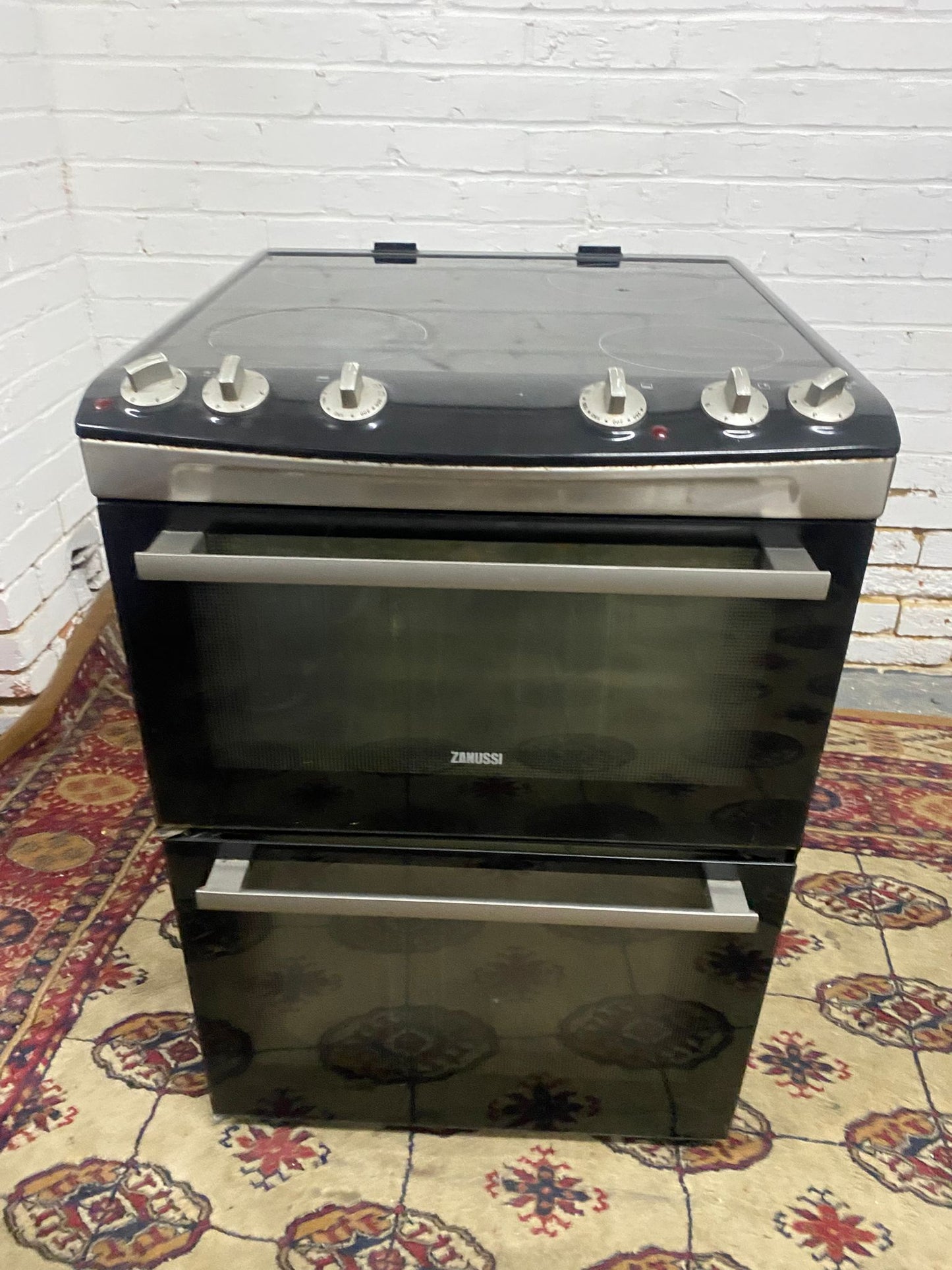 Zanussi Black 60CM Electric Ceramic Cooker with Dual Oven & Grill Excellent Condition