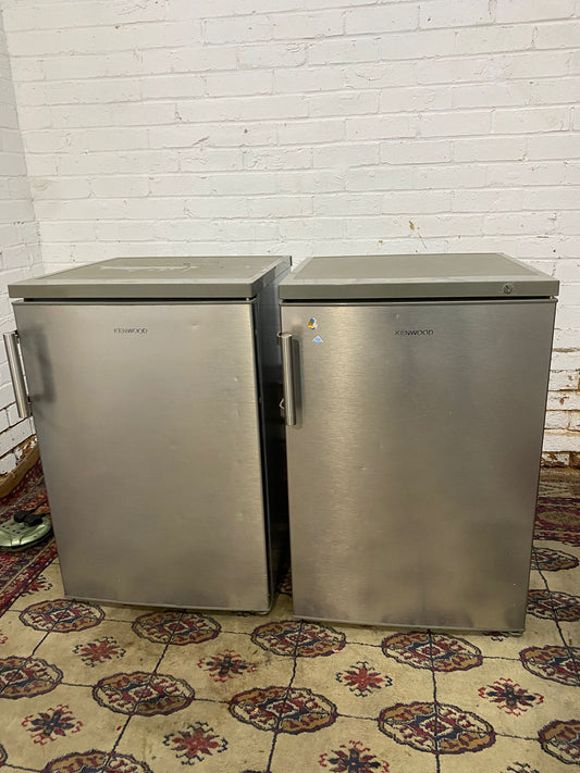 🚐🚐🚐 Beautiful Kenwood UnderCounter Pair Fridge & Freezer For Sale