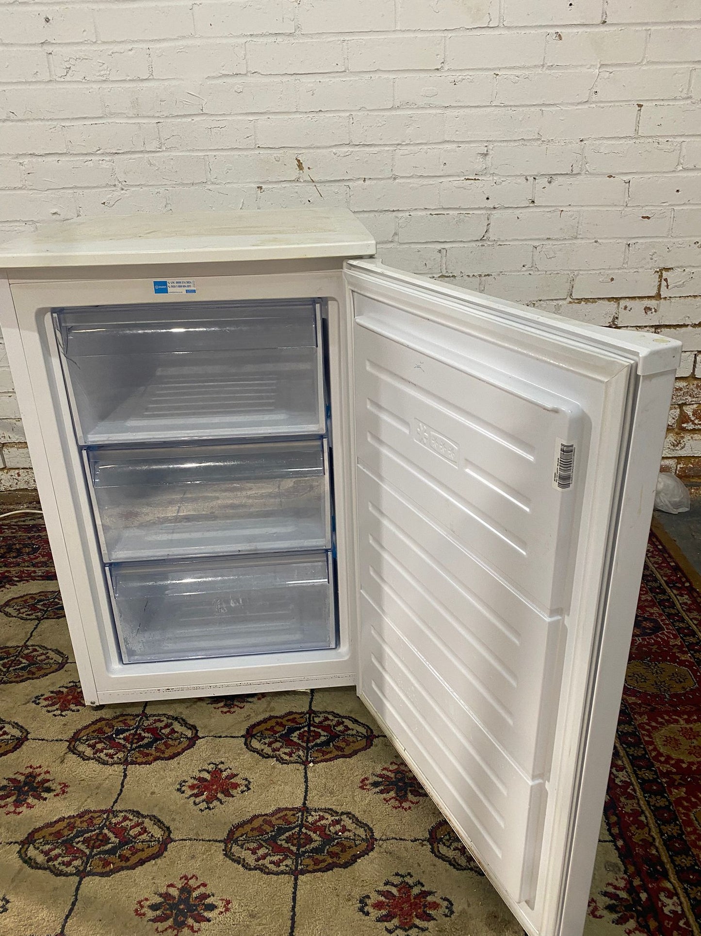 🚚Indesit UnderCounter Freezer  For Sale